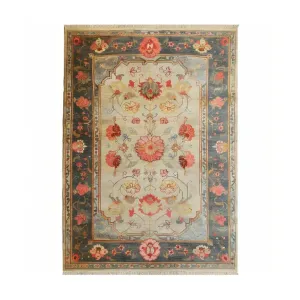 Sleek Floral Expression Hand Knotted Area Rug